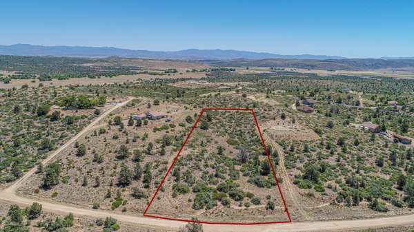 Peeples Valley, AZ 86332,17571 S Oak DR