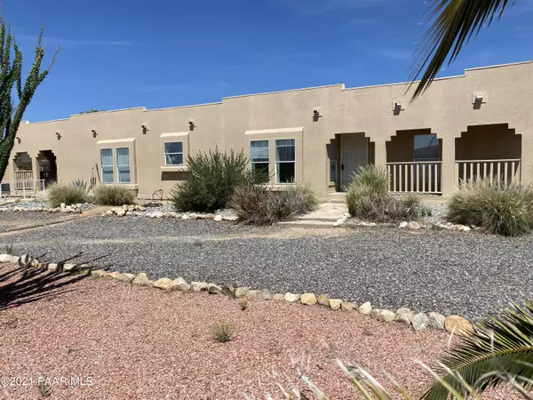 23150 W Mule Deer LN, Congress, AZ 85332