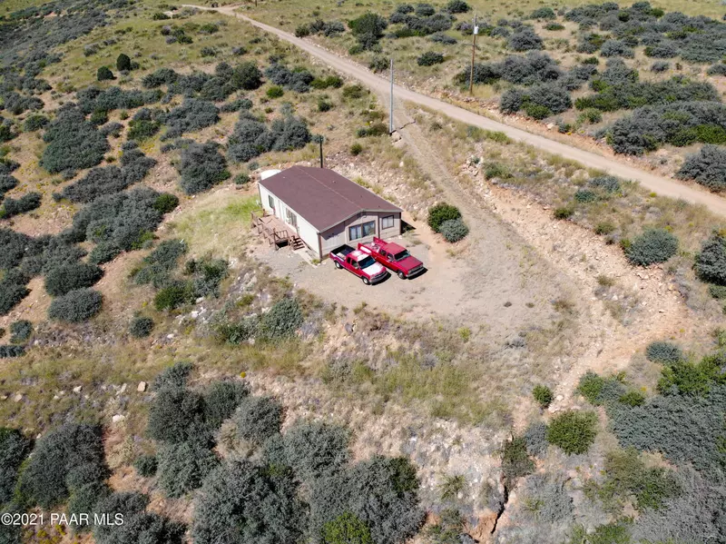 9285 E Wolf RD, Dewey-humboldt, AZ 86327