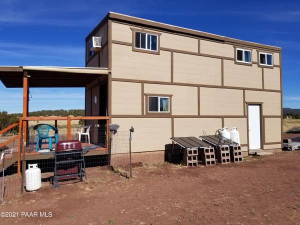 Seligman, AZ 86337,37700 W Greenhorn RD