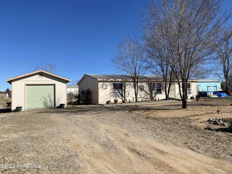 361 N Lobo LN, Chino Valley, AZ 86323