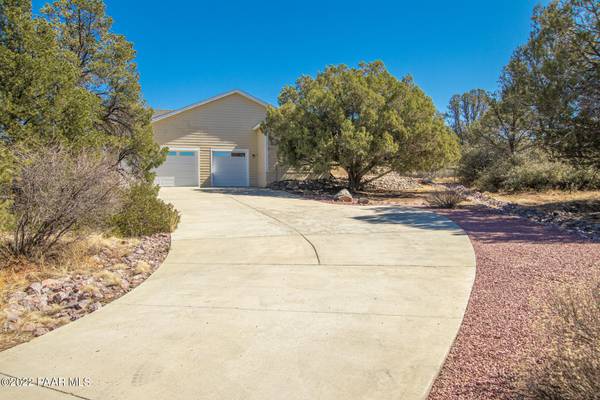 Prescott, AZ 86305,14040 N Warbonnet LN