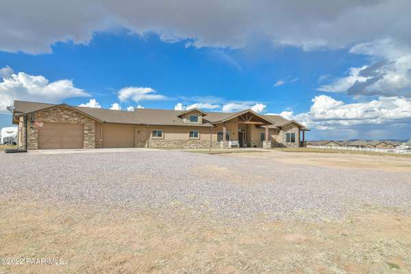 Chino Valley, AZ 86323,450 S Firesky LN