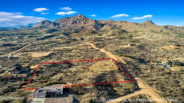 8000 S Rolling Hills DR, Kirkland, AZ 86332