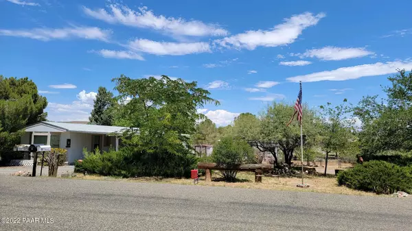 17152 E Lakeview DR, Mayer, AZ 86333