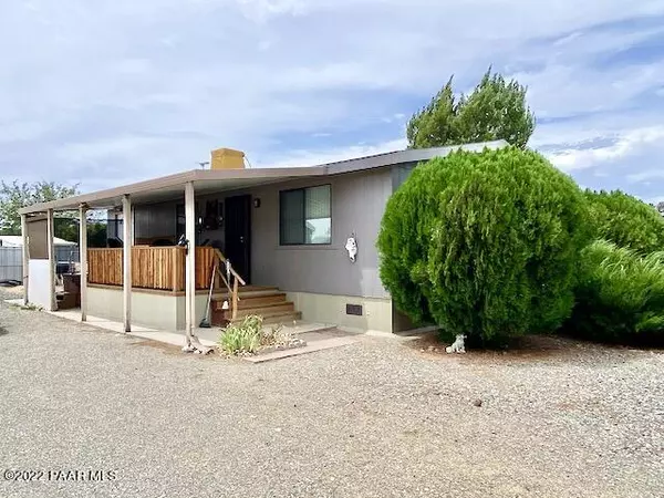 20819 E Sierra DR, Mayer, AZ 86333