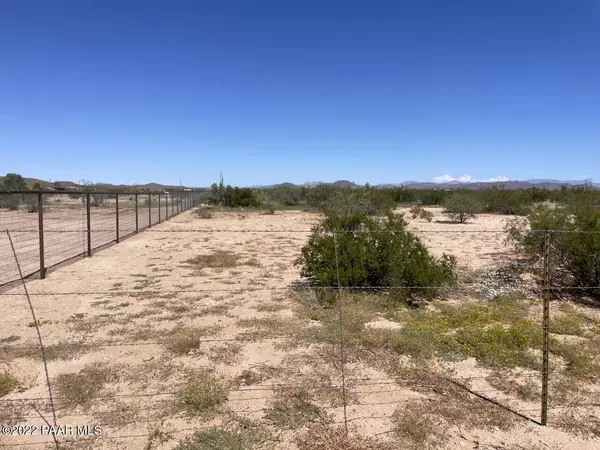 Wickenburg, AZ 85390,0xx W Abbott RD