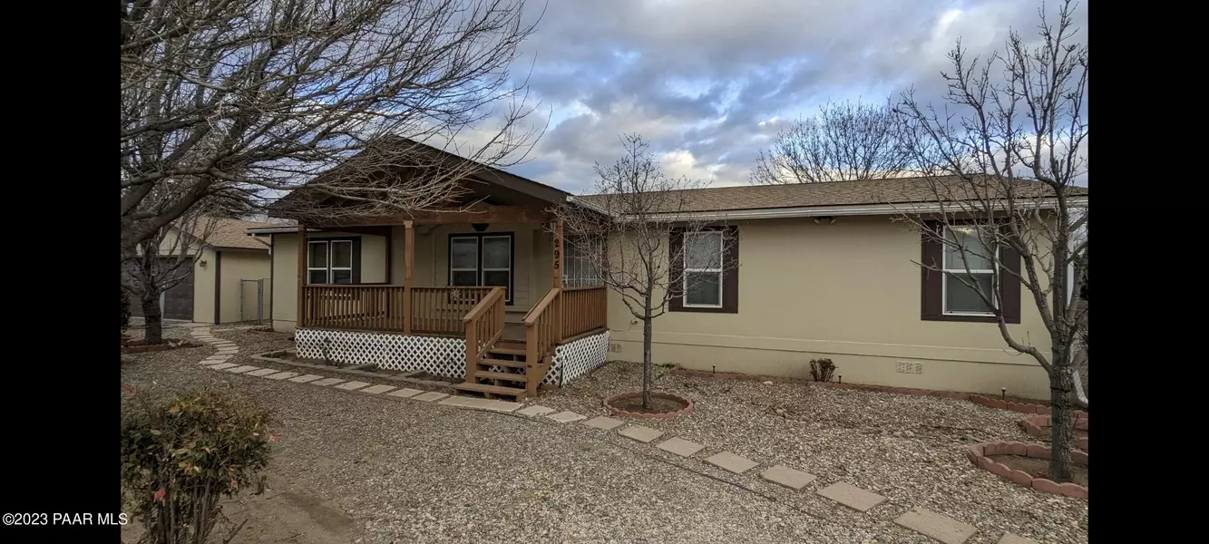 295 S Graham WAY, Dewey-humboldt, AZ 86327