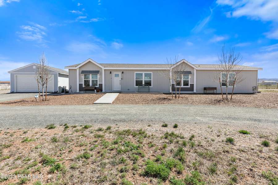 11065 N Bluff ST, Prescott Valley, AZ 86315