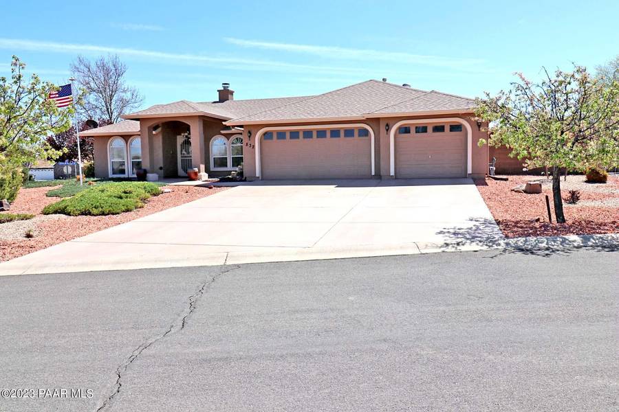 832 Village CIR, Chino Valley, AZ 86323