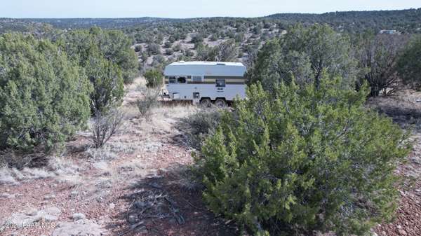 Seligman, AZ 86337,30665 W Bearclaw LN