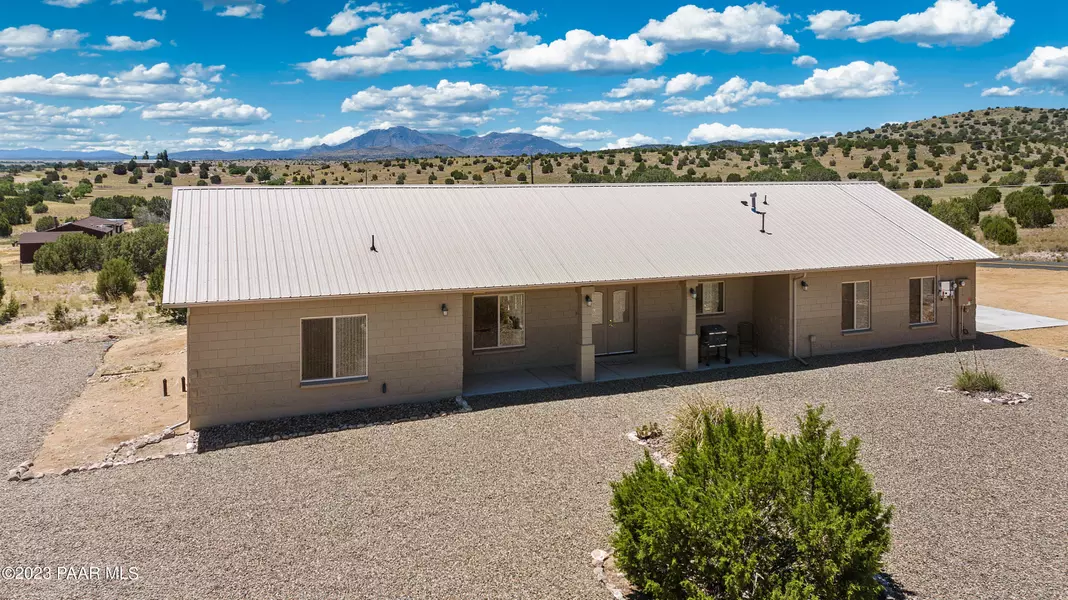 2975 Jennifer LN, Chino Valley, AZ 86323