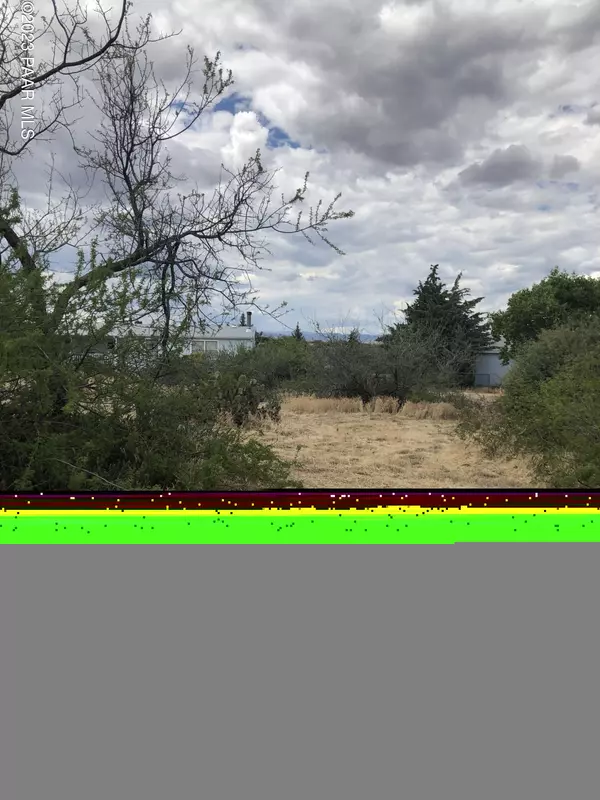 20226 E Quail Run DR, Mayer, AZ 86333