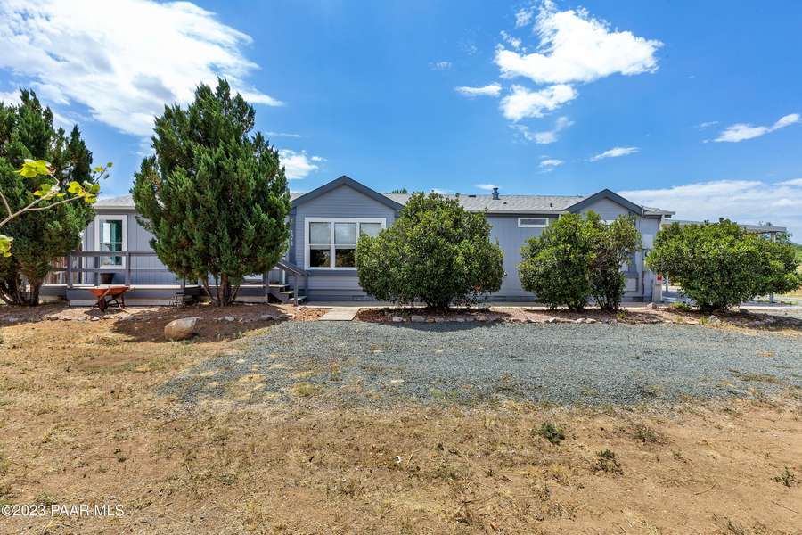 171 Lazy Loop DR, Chino Valley, AZ 86323