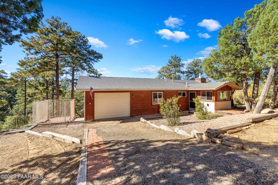 1358 Skyline DR, Prescott, AZ 86305