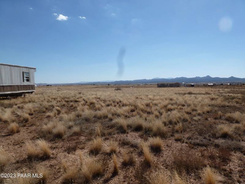 3169 W Malapai RD, Paulden, AZ 86334