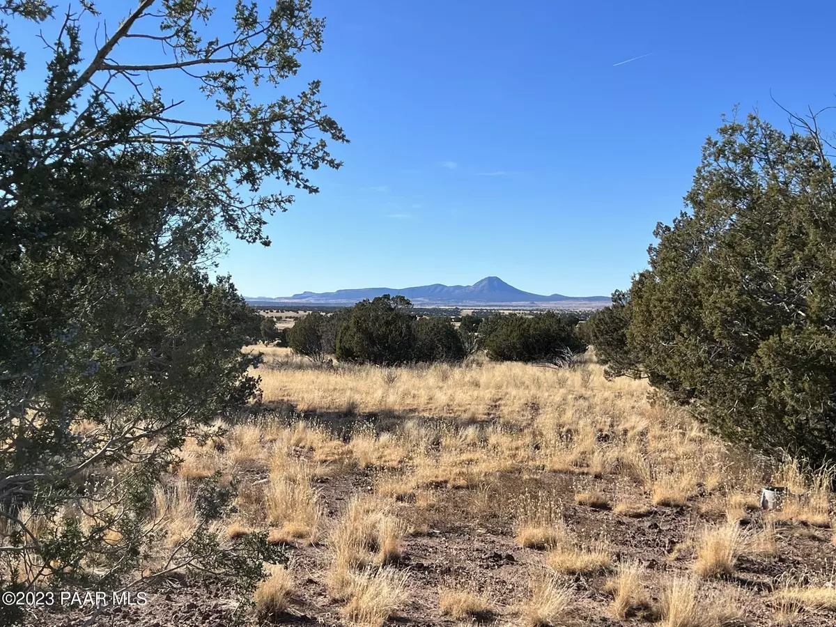 Ash Fork, AZ 86320,Nw4 215 Couchman