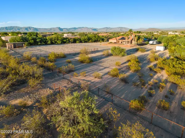 Wickenburg, AZ 85390,35800 Gold Rock CIR