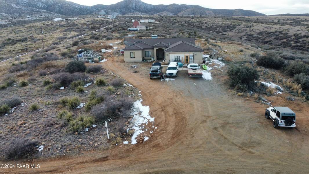 320 S Hoss RD, Dewey-humboldt, AZ 86327