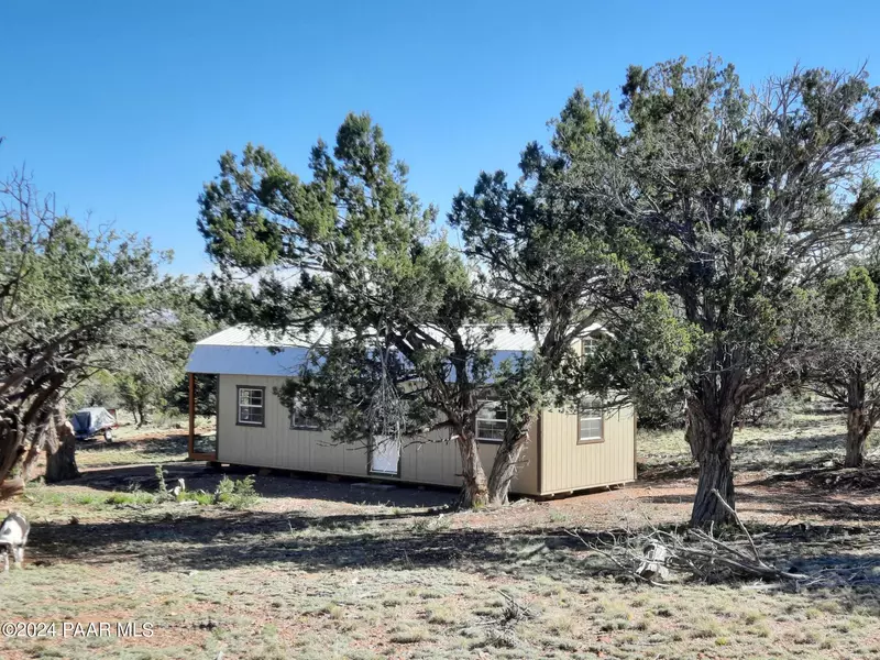 Lot 277e N Independence PL, Seligman, AZ 86337