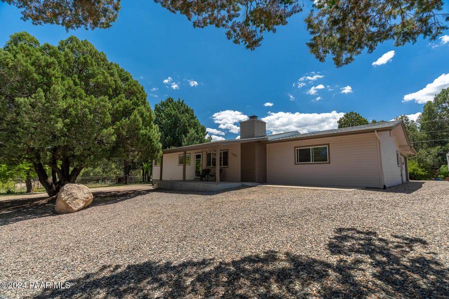 1997 W Dineh DR, Prescott, AZ 86305