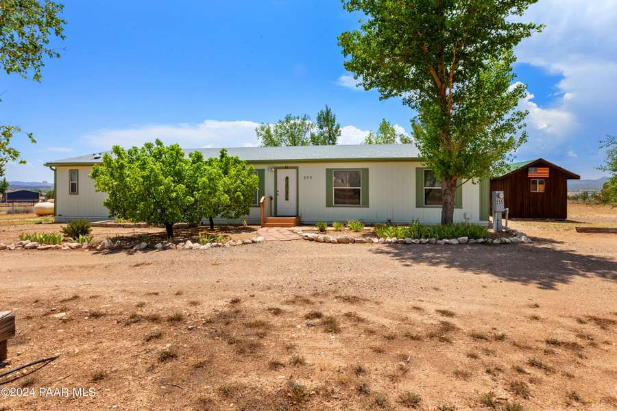 255 W Antelope Run RD, Paulden, AZ 86334