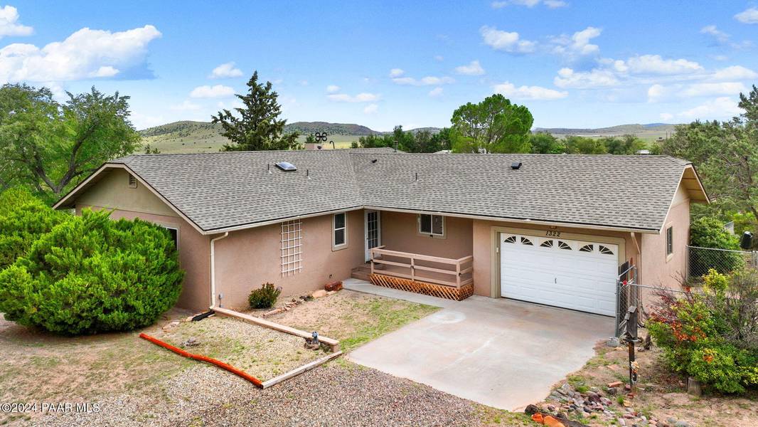 1322 Florida LN, Chino Valley, AZ 86323