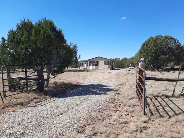 Seligman, AZ 86337,33455 W Craig RD