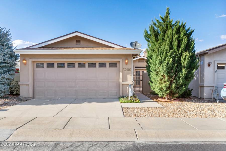 3280 Iris LN, Prescott, AZ 86305