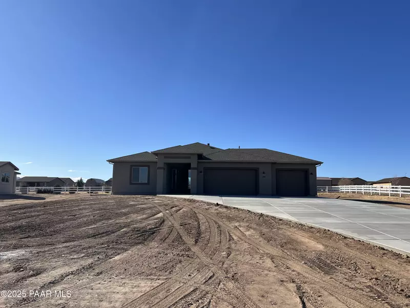 196 S Brenna DR, Chino Valley, AZ 86323