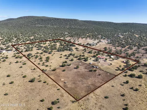 Seligman, AZ 86337,33525 Cowboy Clint WAY