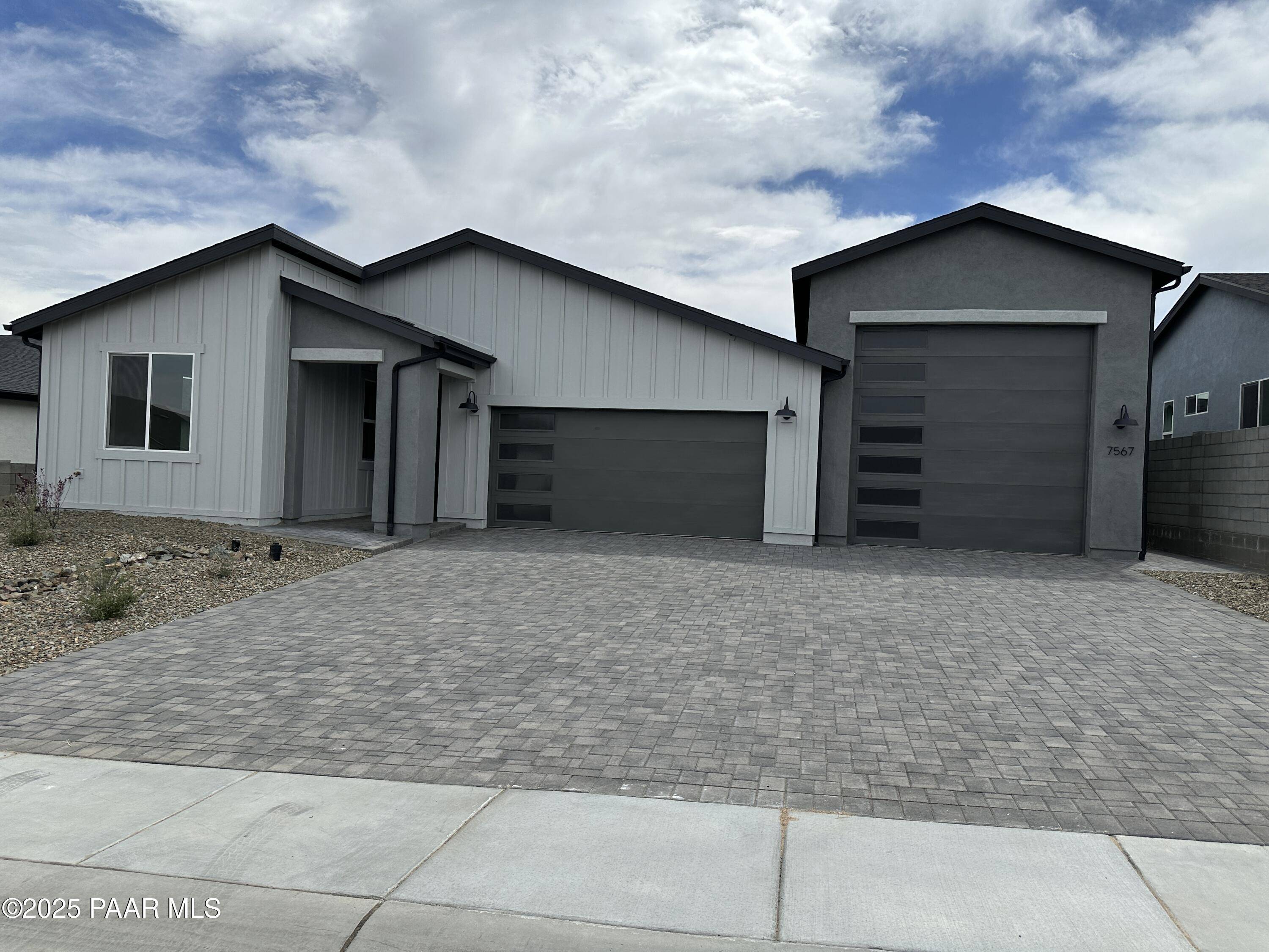 7567 E Louie LN, Prescott Valley, AZ 86315