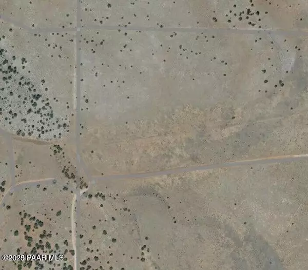 000 N Deliverance Rd, Seligman, AZ 86337