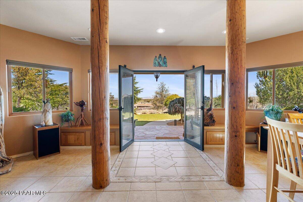 Prescott, AZ 86305,2730 W Love LN