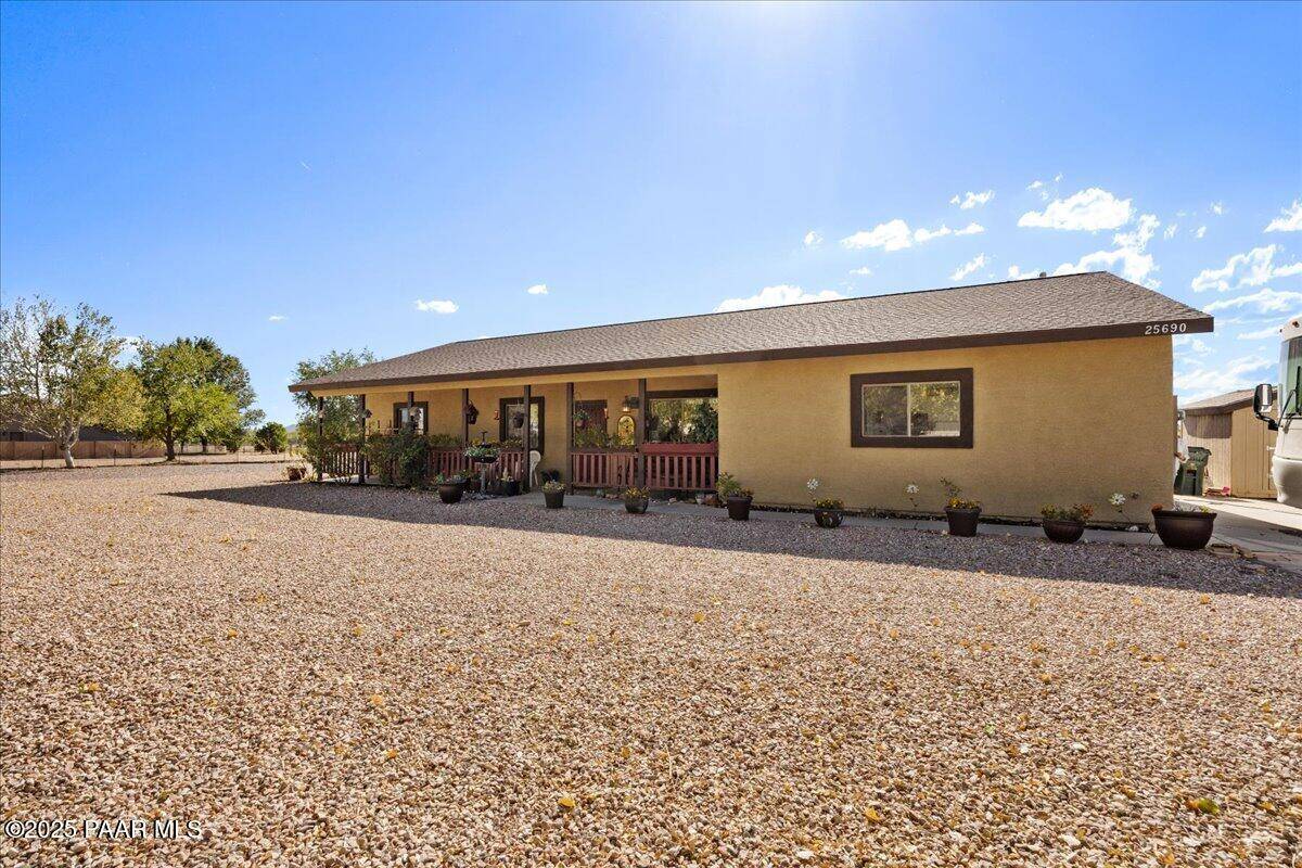25690 N Burgundy WAY, Paulden, AZ 86334
