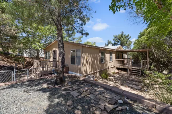 17168 E Panorama DR, Mayer, AZ 86333