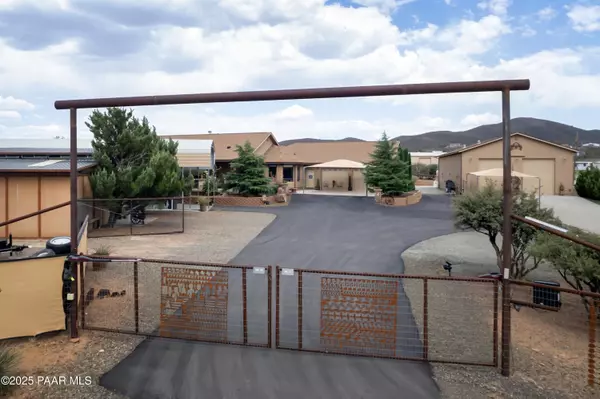 965 S Gunsmoke DR, Dewey-humboldt, AZ 86327