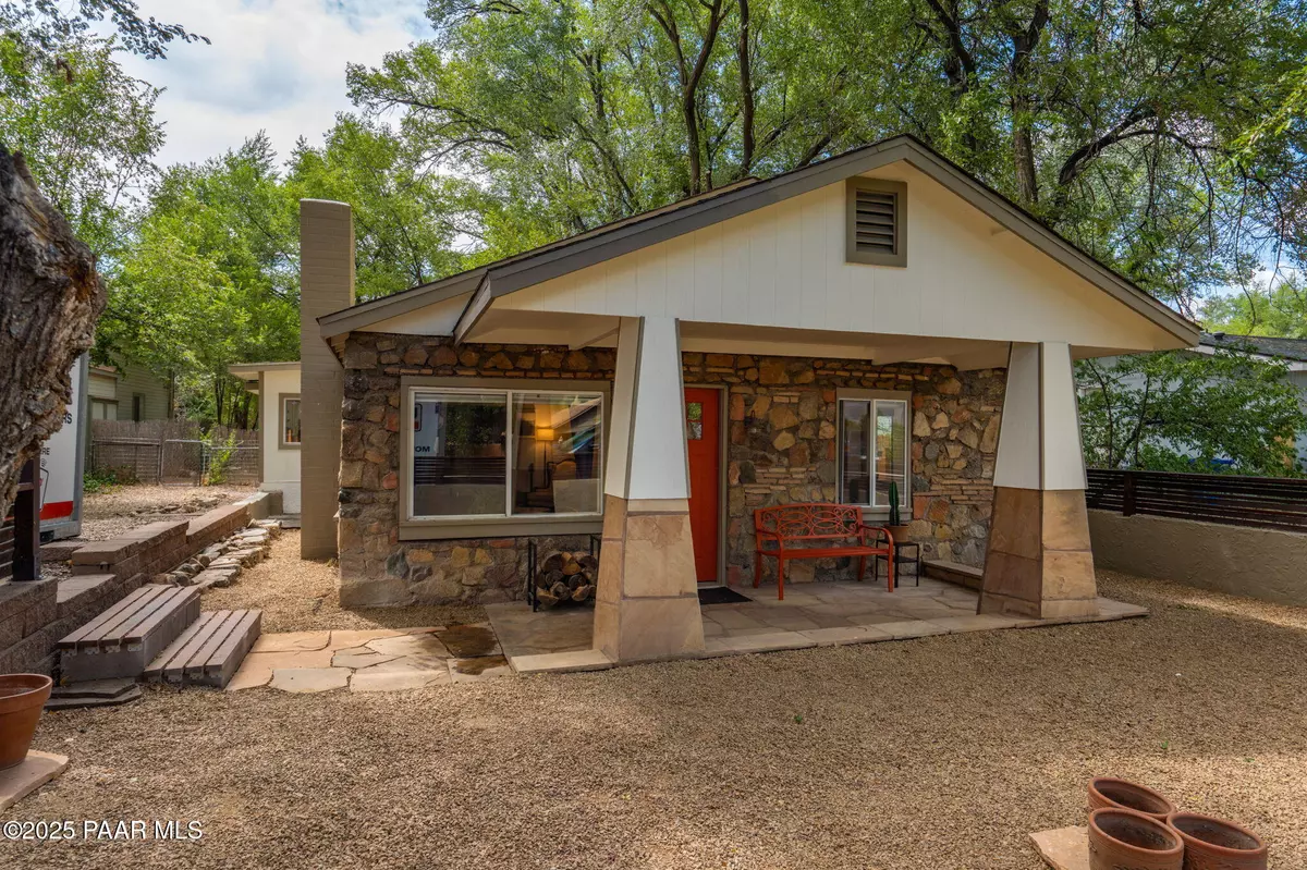 Prescott, AZ 86301,734 Lincoln AVE