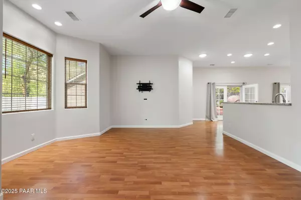 Prescott, AZ 86305,1628 Oregon AVE