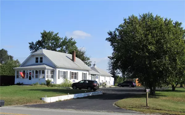 296 Fall River AVE, Seekonk, MA 02771