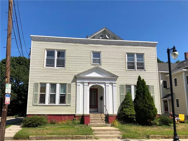 66 HAMLET ST #7, Woonsocket, RI 02895