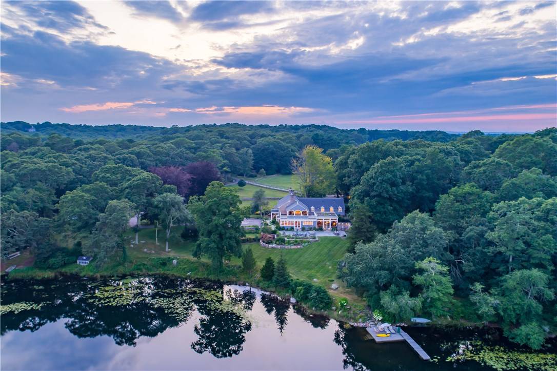 527 Ministerial RD, South Kingstown, RI 02879