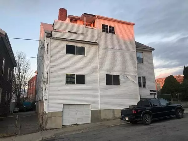 164 Elm ST, Fall River, MA 02720
