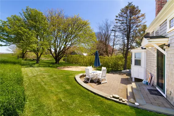 Block Island, RI 02807,844 West Side RD