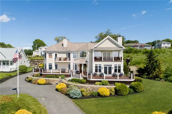 Tiverton, RI 02878,10 Starlit RD