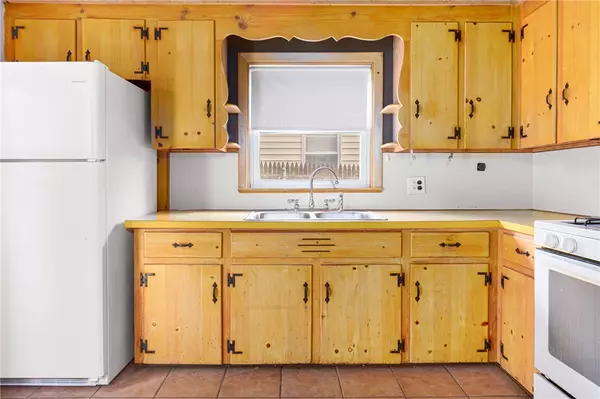 Providence, RI 02909,235 Gray ST