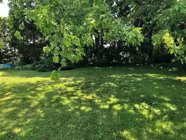 Westerly, RI 02891,291 Shore RD #C