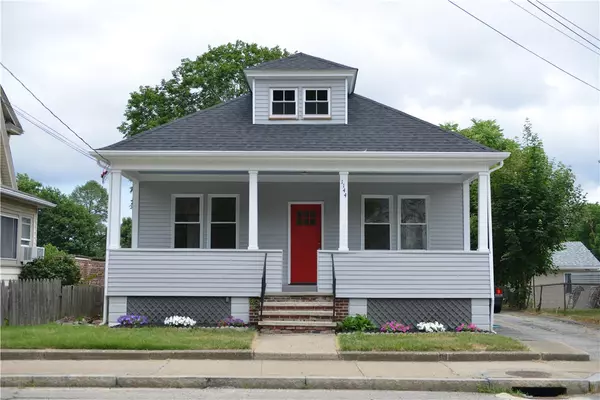 1144 Plainfield ST, Johnston, RI 02919