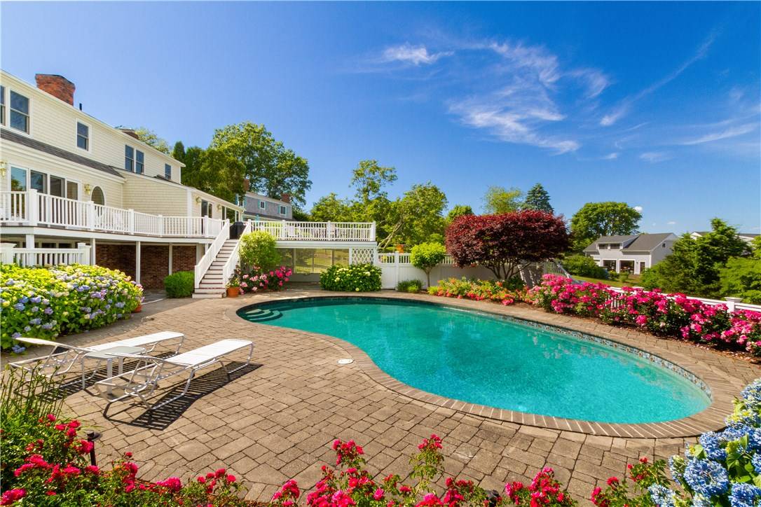 Portsmouth, RI 02871,335 Fischer CIR