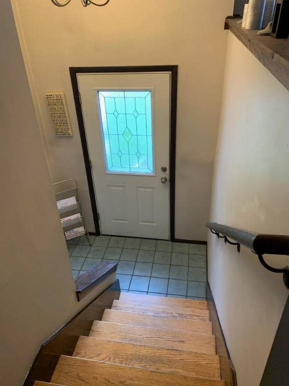 Warwick, RI 02889,21 Sunnyside DR